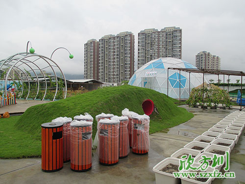 欣方圳鋼木垃圾桶，園林景區(qū)環(huán)境提升的好助手