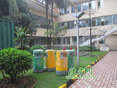 韶關物業(yè)分類玻璃鋼垃圾桶，提升社區(qū)好環(huán)境。